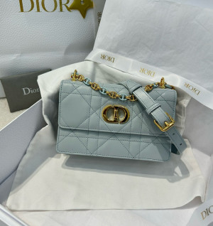 디올 미스 카로 미니백 (컬러 플라시드 블루)