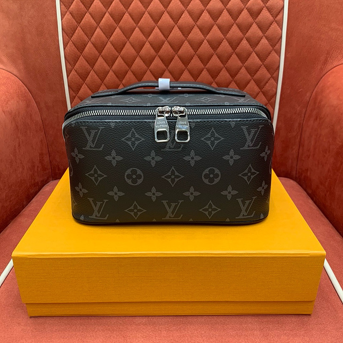 루이비통 토일레트리 백 M11750