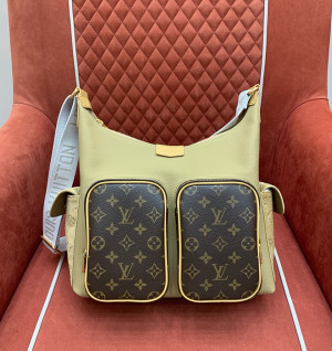 루이비통 호보 카고 M12697