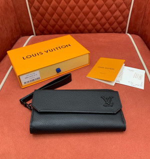 루이비통 에어로그램 지피 장지갑 M69831
