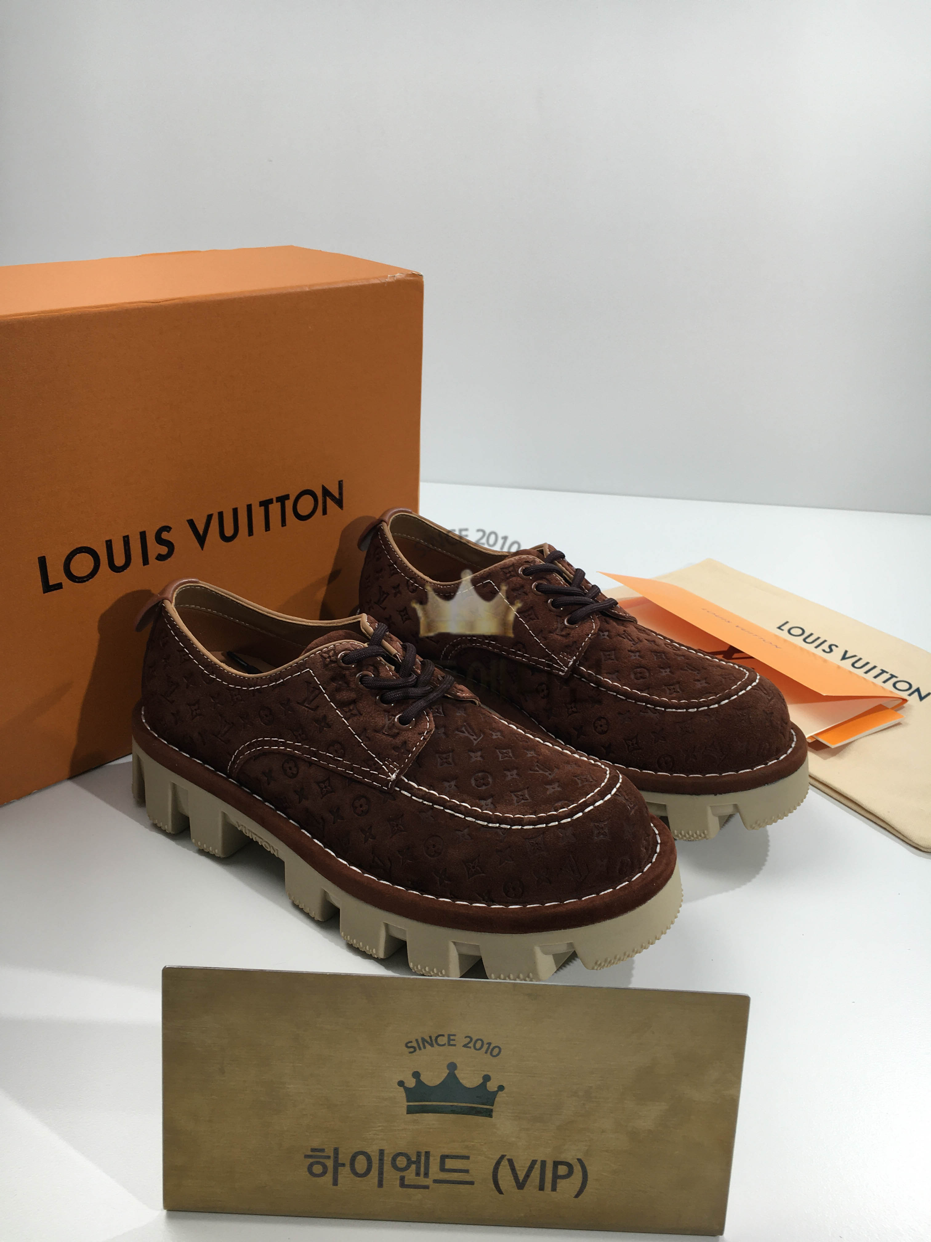 루이비통 오버캠프 앵클부츠 (남성용)