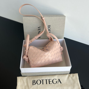 보테가베네타 탑 핸들 루프 백 796615 