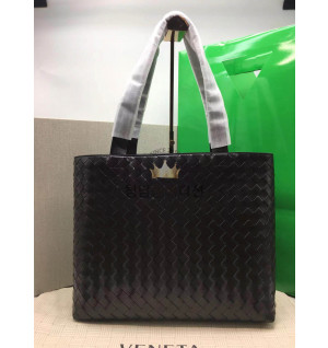 보테가베네타 라지 인트레치아토 지퍼 토트백 (컬러 브라운)