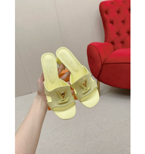 루이비통 슬리퍼