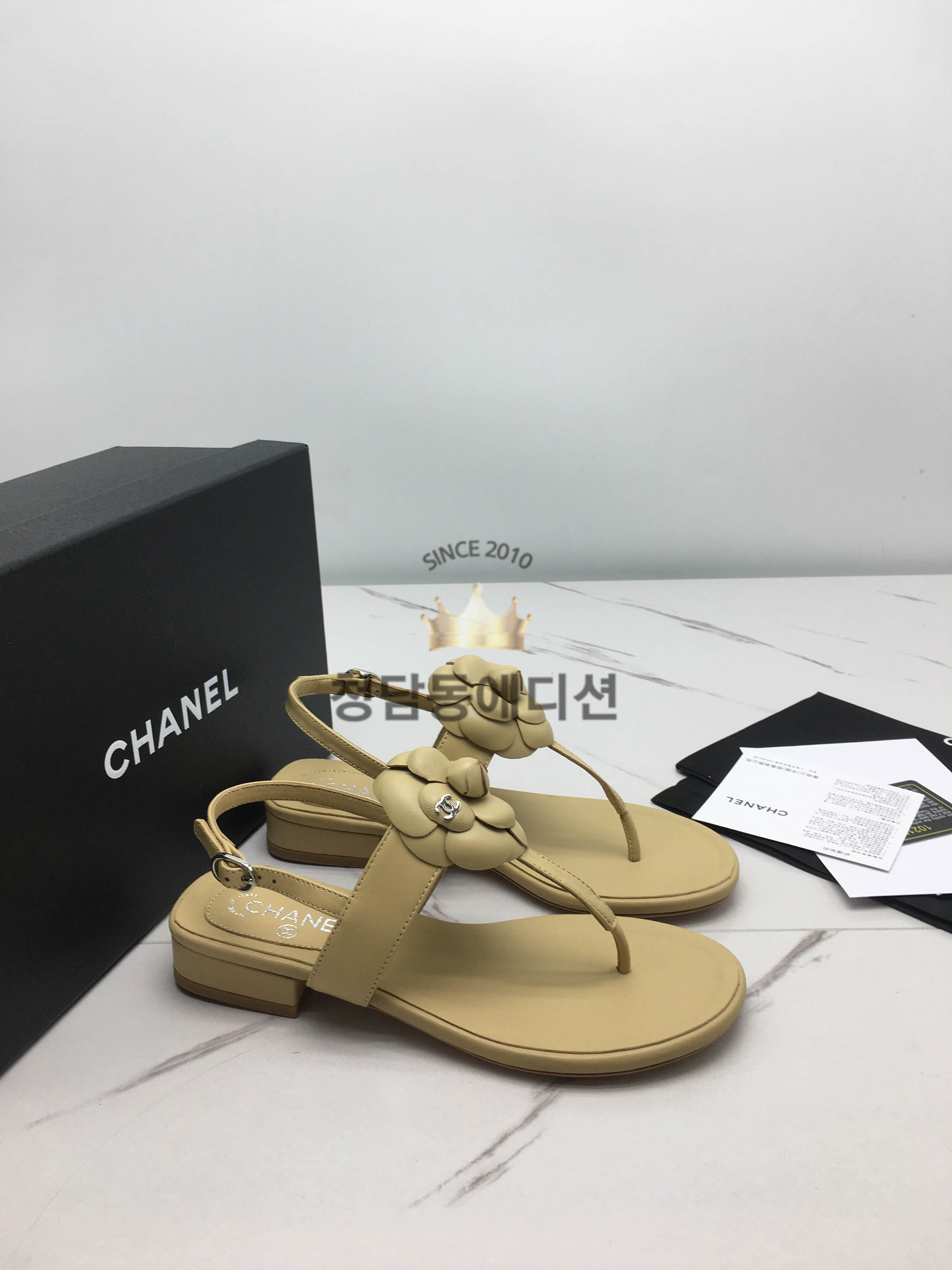 샤넬 까멜리아 샌들