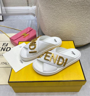 펜디 화이트 골드로고 레더 슬라이드 샌들