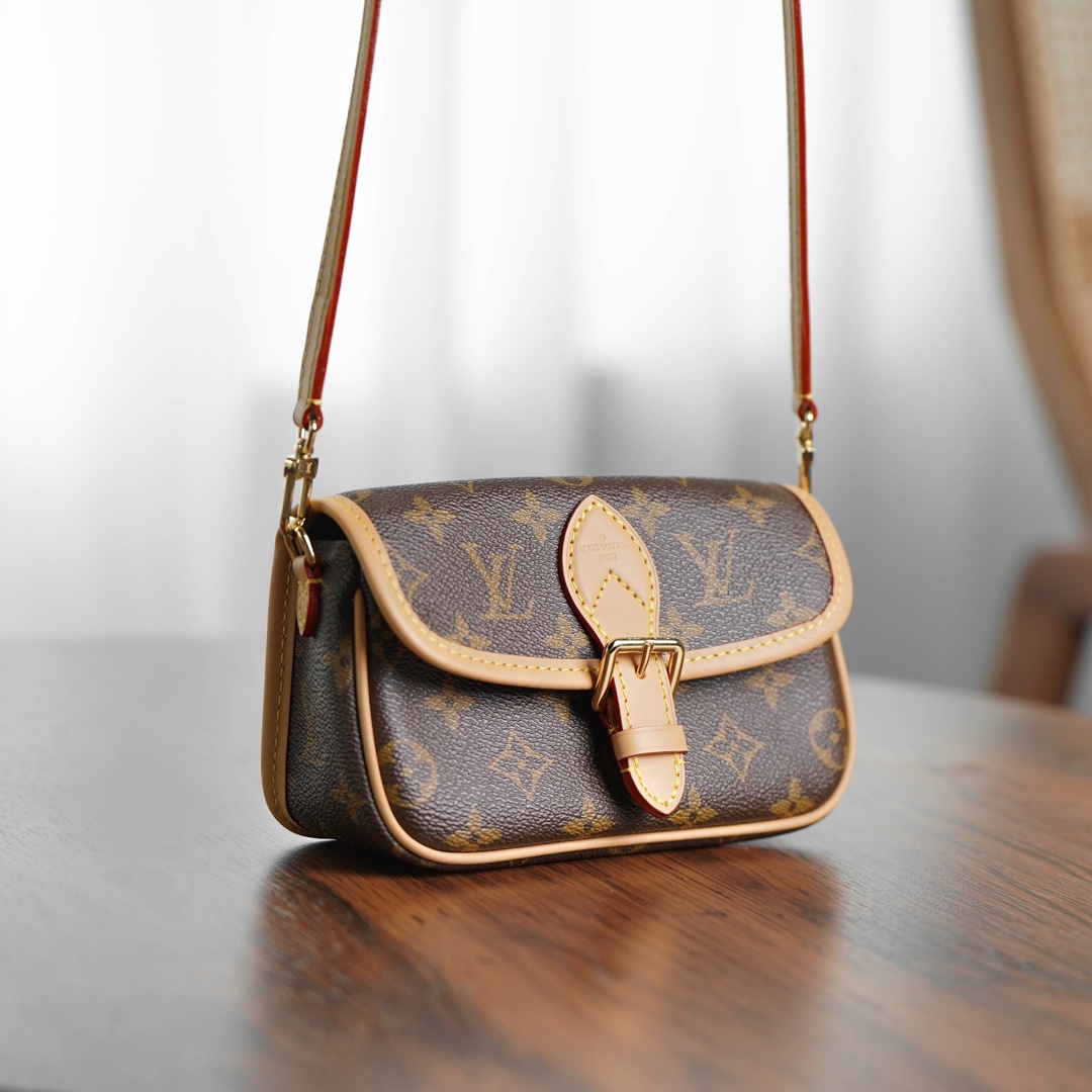 루이비통 나노 다이앤 M83298