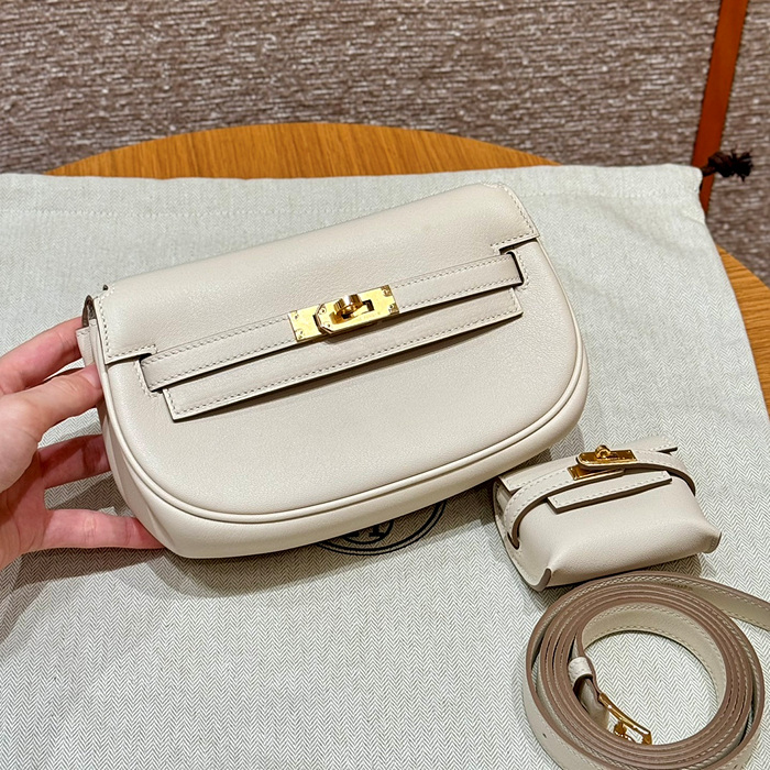 에르메스 켈리 무브 (컬러 끄레)