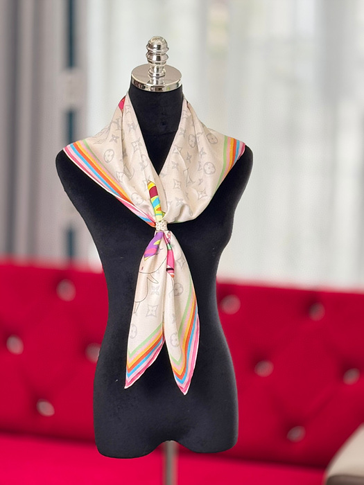 루이비통 실크 스카프