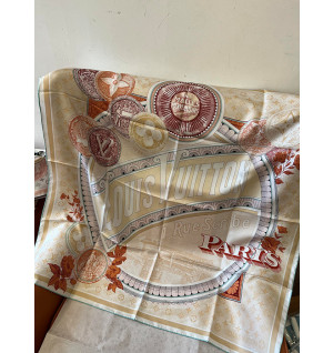 루이비통 실크 스카프