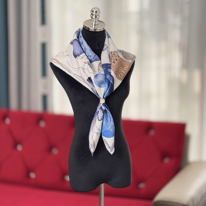 루이비통 실크 스카프