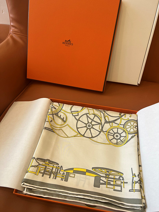 에르메스 실크 스카프