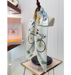 에르메스 실크 스카프