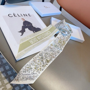 디올 실크 미차