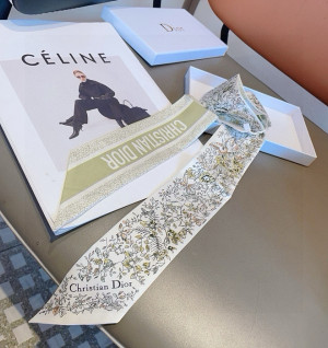 디올 실크 미차