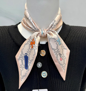 샤넬 실크 트윌리