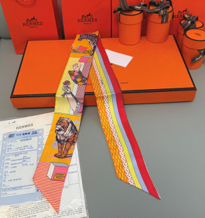 에르메스 실크 트윌리