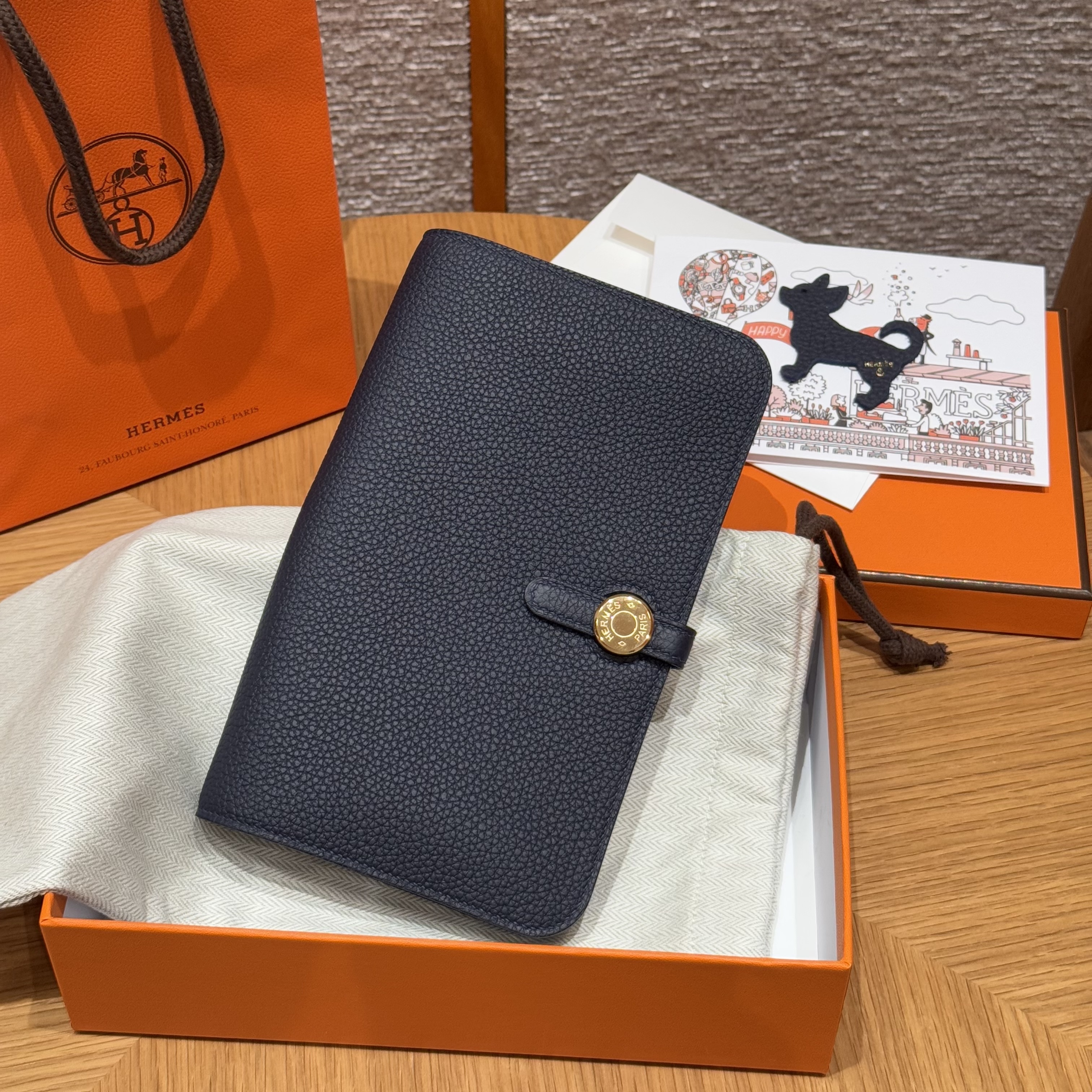 에르메스 도곤 장지갑 올수공 (컬러 네이비)