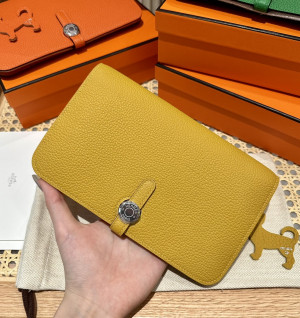 에르메스 도곤 장지갑 올수공