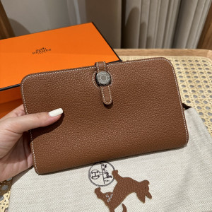 에르메스 도곤 장지갑 올수공