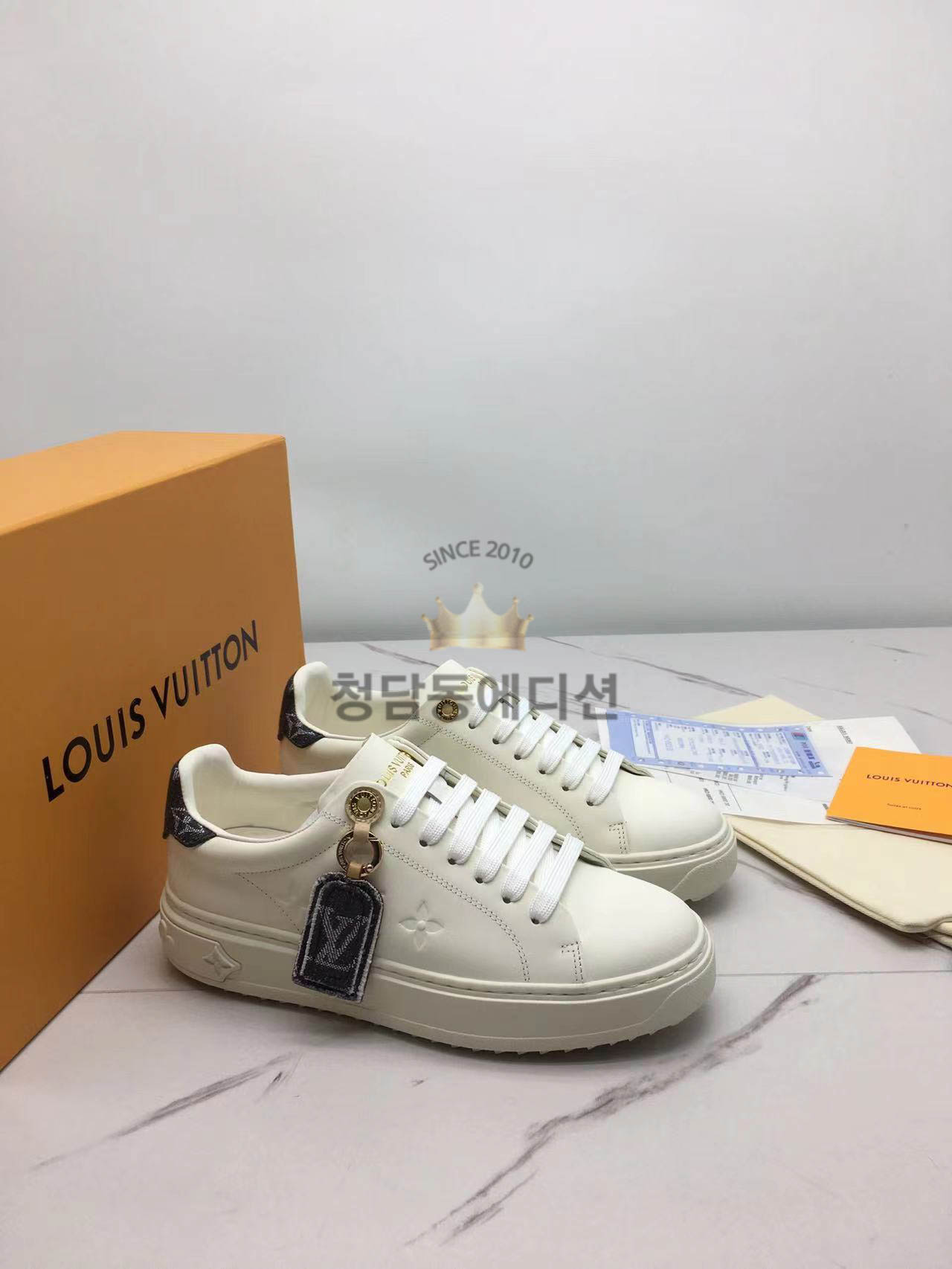 루이비통 타임아웃 스니커즈 (여성용)