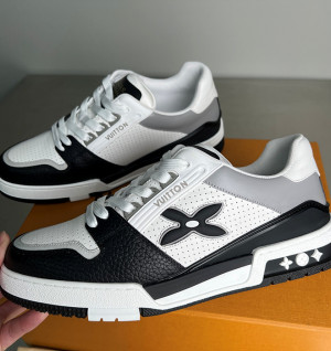 루이비통 트레이너 스니커즈 (남성용)