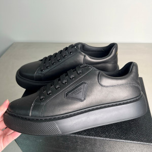 프라다 스니커즈 (남성용)