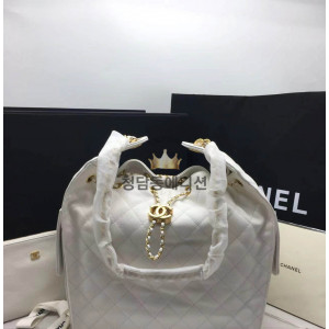 샤넬 25C 크루즈 뉴 호보백 캐비어 미디움 (25백)