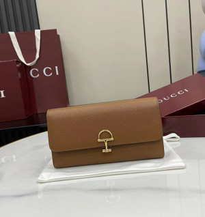 구찌 GG 소프트빗 장지갑 828147 (컬러 브라운)