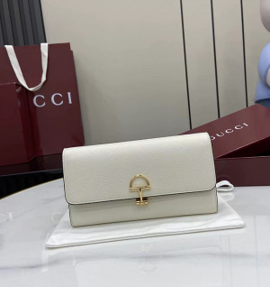 구찌 GG 소프트빗 장지갑 828147 (컬러 화이트)