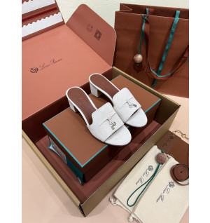 로로피아나 썸머 참스 샌들