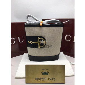 구찌 GG 73 미디움 버킷백 833660