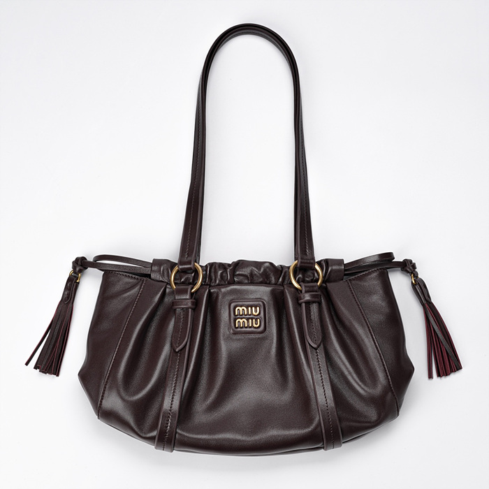 미우미우 쥬아 나파 가죽백 5BG306