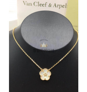 반클리프 럭키 스프링 목걸이 (줄컬러 로즈골드)