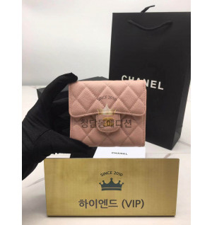 샤넬 클래식 캐비어 플랩 지갑 금장