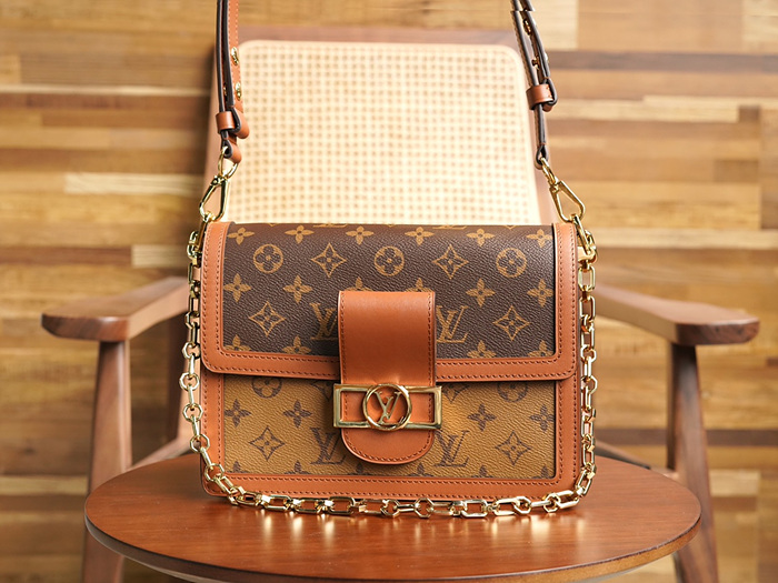 루이비통 도핀백 M45958 (upgrade ver.)