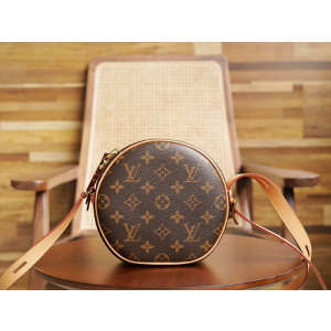 루이비통 모노그램 부아뜨 샤포 수플 PM M45578