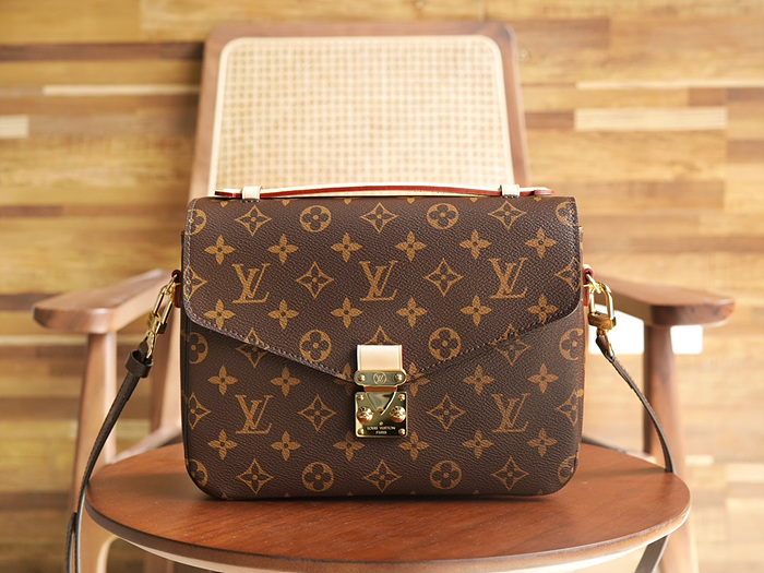 루이비통 모노그램 포쉐트 메티스 M44875 (upgrade ver.)