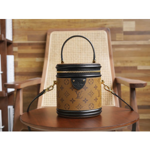 루이비통 리버스 모노그램 깐느 베니티백 M43986 (upgrade ver.)