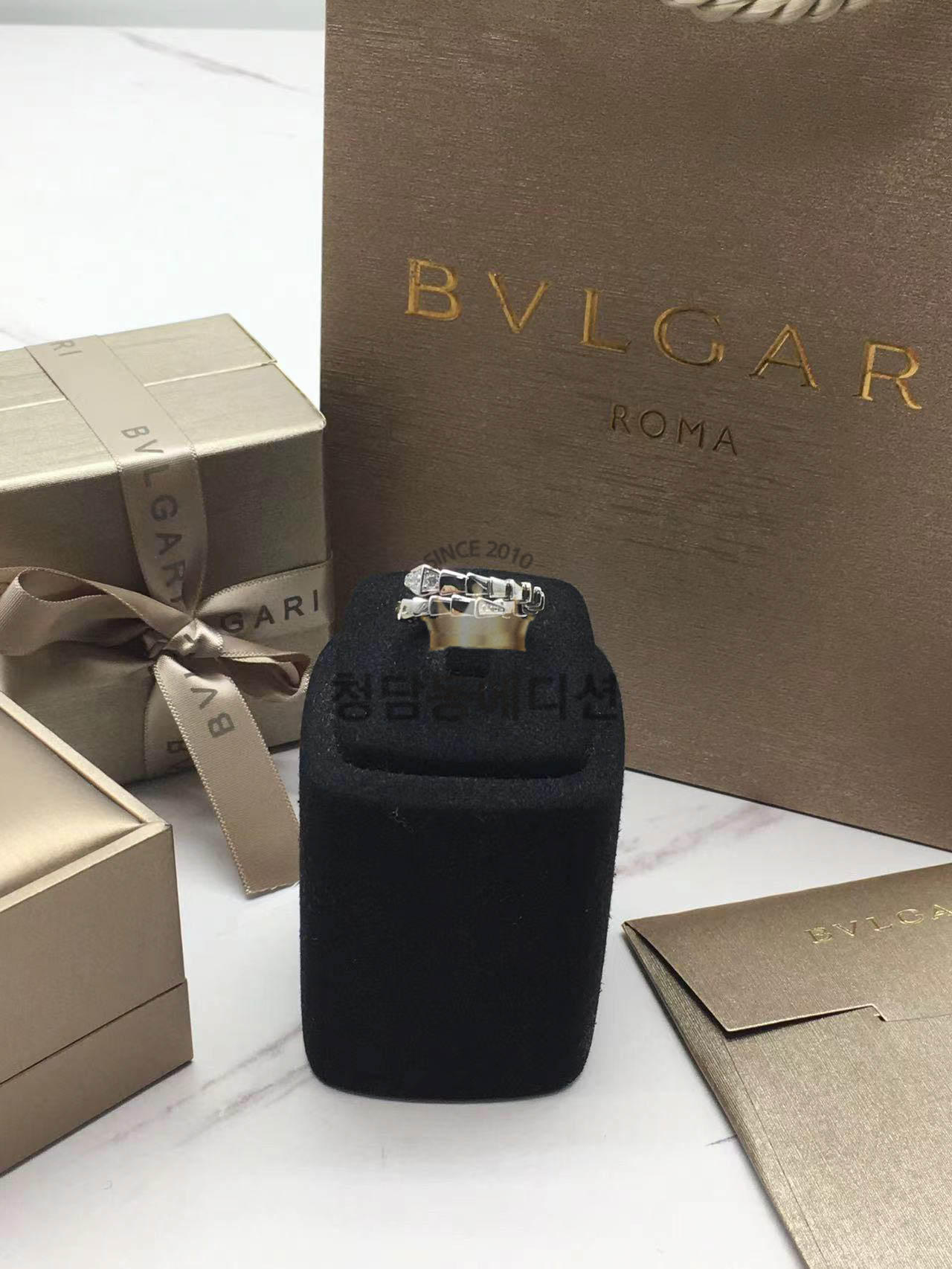 불가리 세르펜티 데미파베 반지 (컬러 로즈골드, 화이트골드)