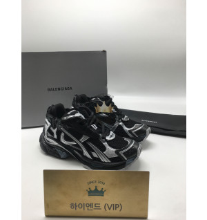 발렌시아가 러너 스니커즈 (남성용)