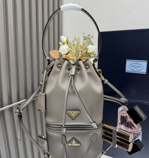 프라다 버킷백 가죽 미니백