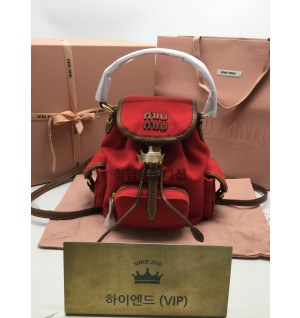 미우미우 엠보싱로고 캔버스 및 가죽 백팩 스몰, 미디움