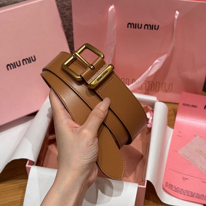 미우미우 클래식 로고 버클 벨트