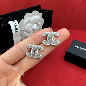 샤넬 귀걸이