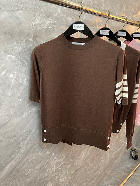 [대리석집] 톰브라운 니트 반팔 티셔츠