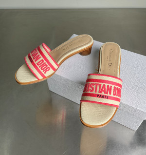 디올 디웨이 뮬 힐