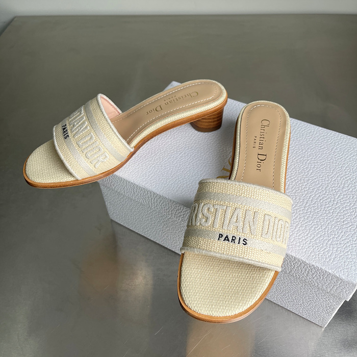 디올 디웨이 뮬 힐