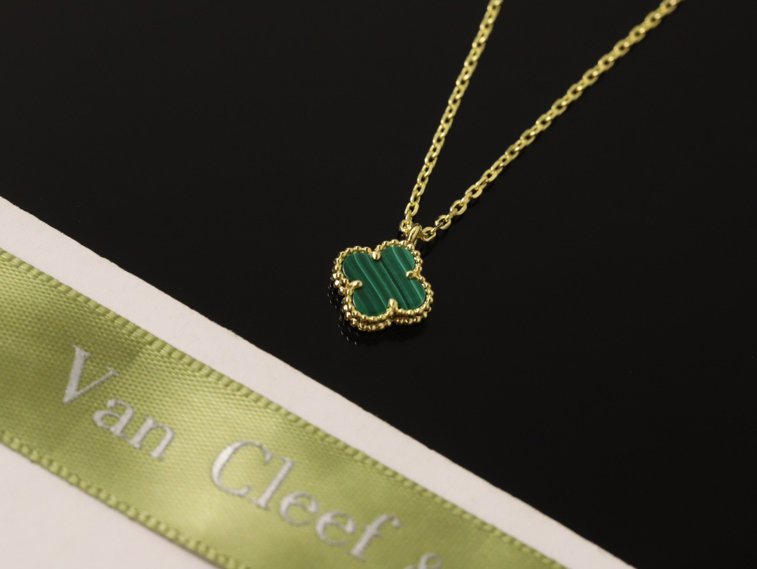 반클리프 앤 아펠 알함브라 목걸이 (스위트) (줄컬러 옐로우골드) (V-gold소재)