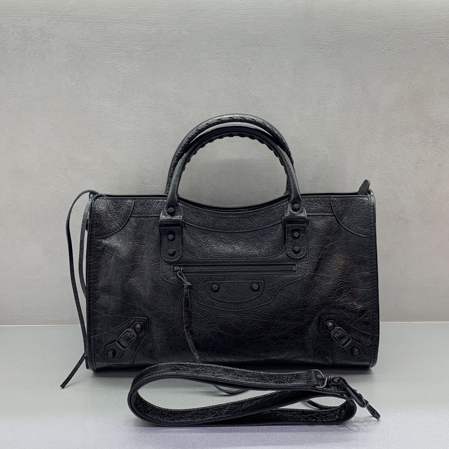 발렌시아가 르 시티 미디움 백 블랙 (올블랙)